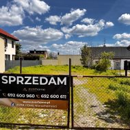 Działka na sprzedaż